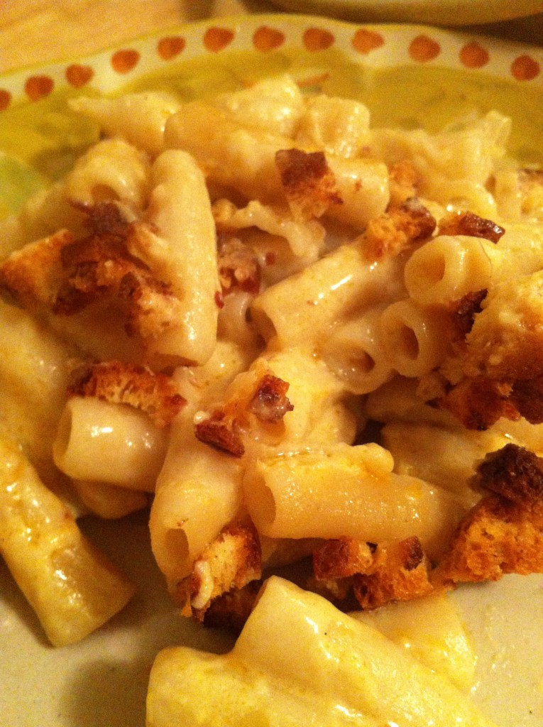 spicy chipotle cheddar mac and cheese