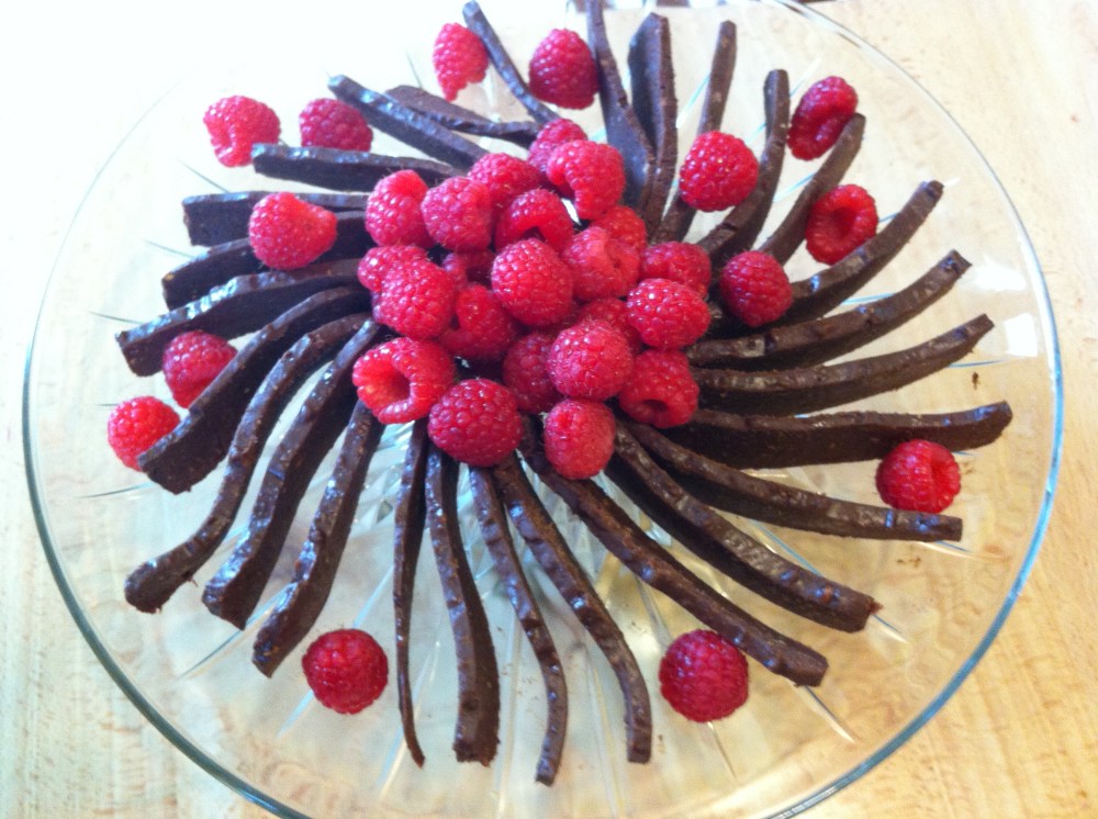 Rose Tea Infused Deglet Noor  Date and Chocolate Fudge